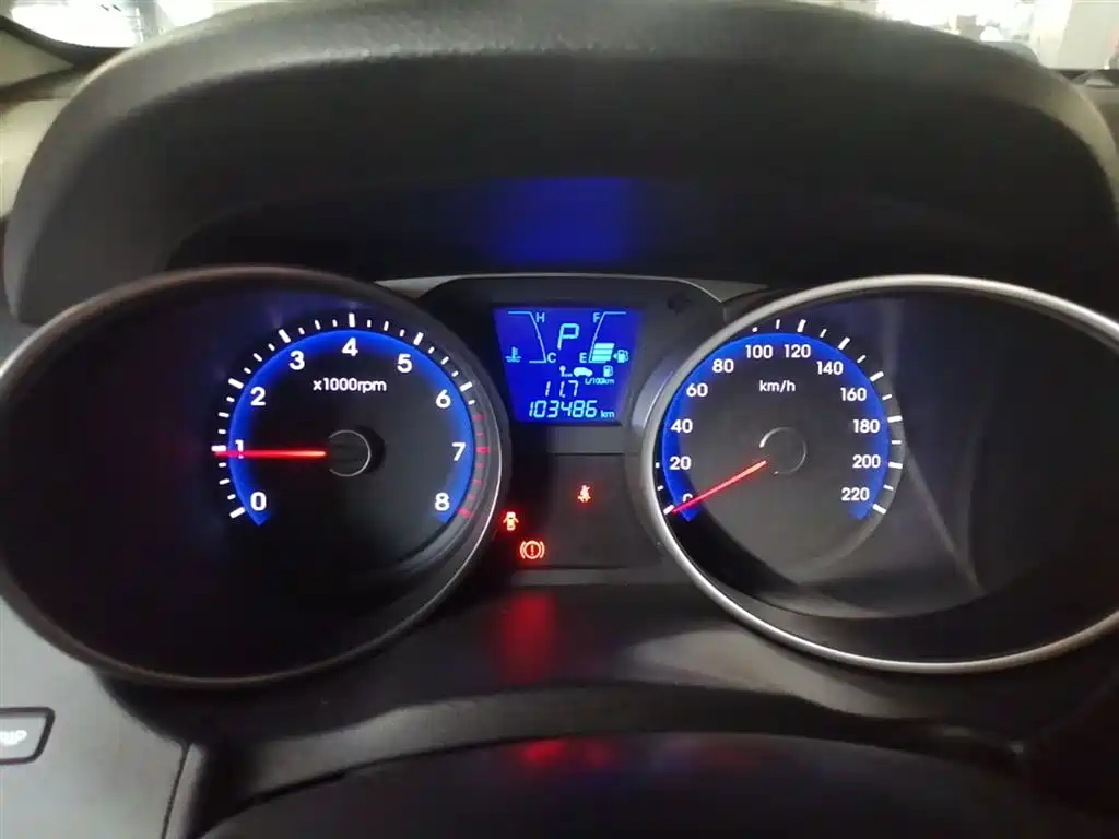 Hyundai Beijing Hyundai ix35 2015 2.0L Automatic 2WD Comfort China V фото 12