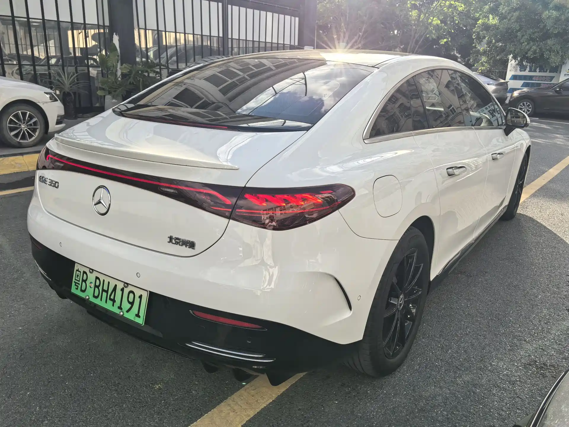 Фото 9 - Mercedes-Benz EQE