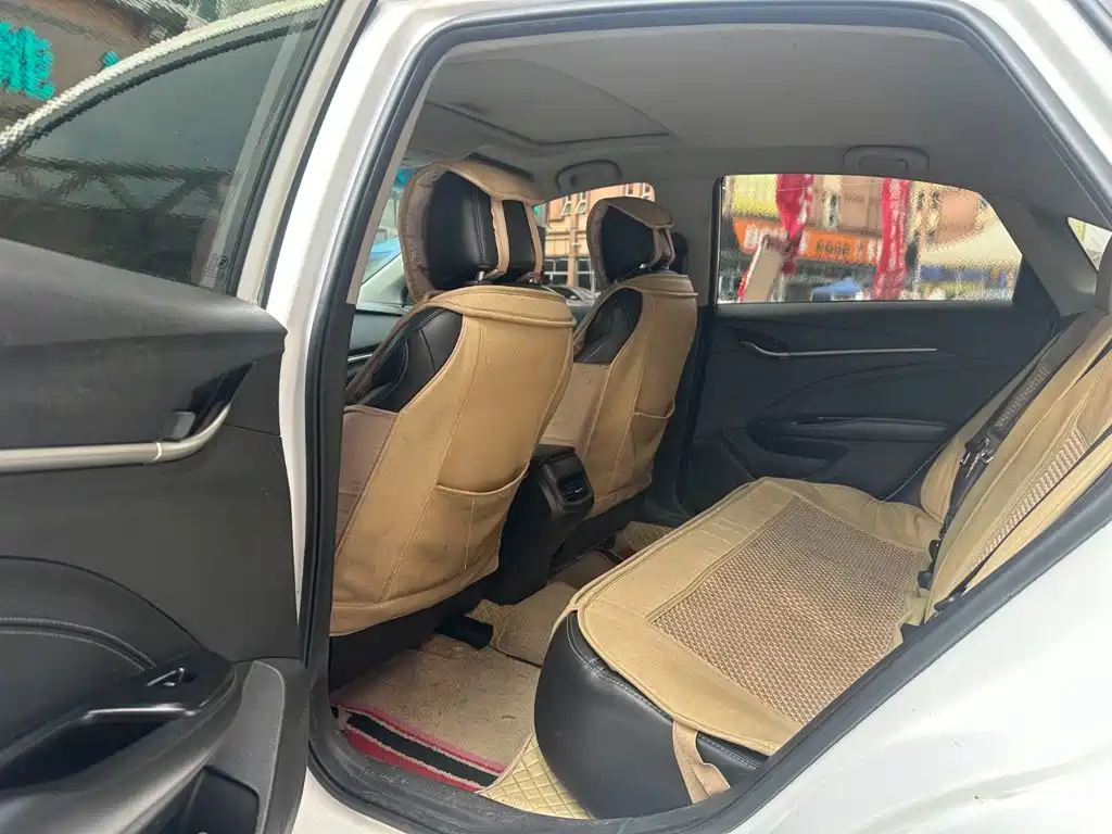 Фото 9 - Buick Excelle