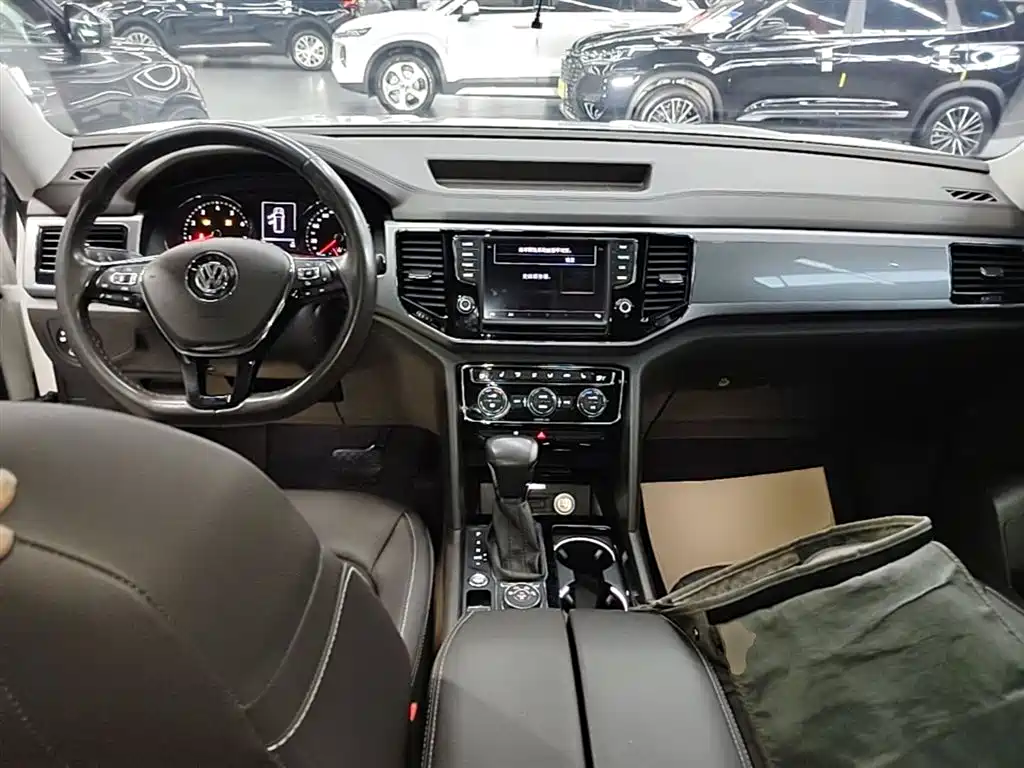 Volkswagen Teramont 2017 380TSI 4WD Luxury Edition фото 10