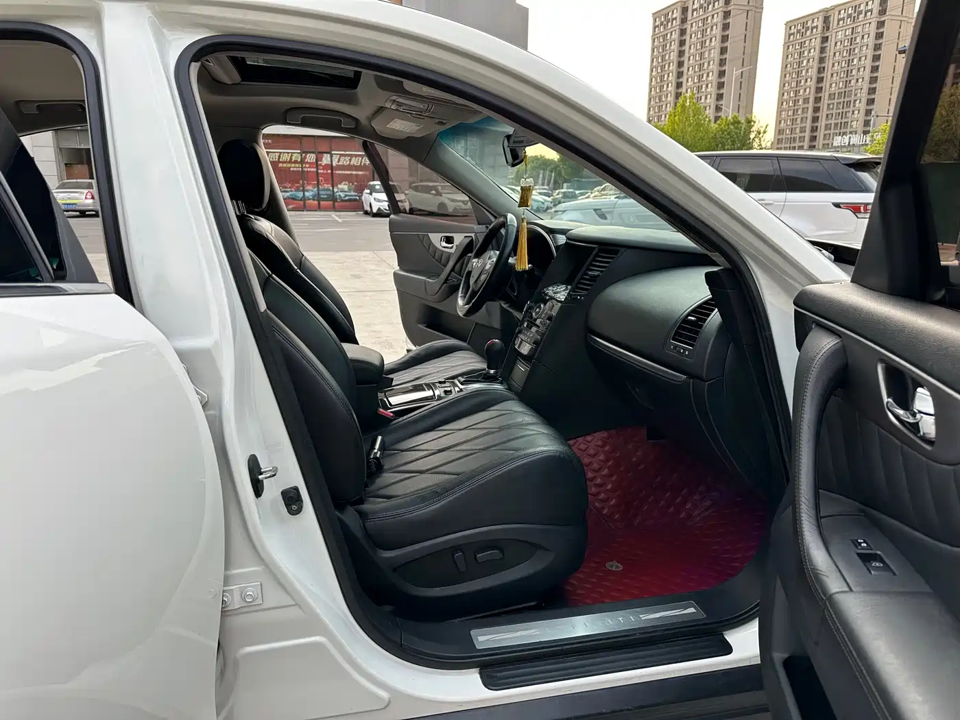 Infiniti FX 2013 FX37 Standard Edition фото 11