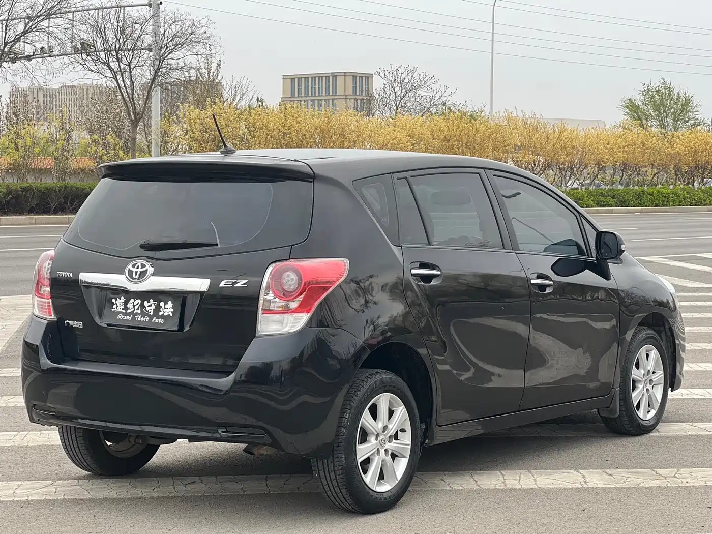 Toyota E'Z 2014 Xingyao 180E CVT Elite фото 20