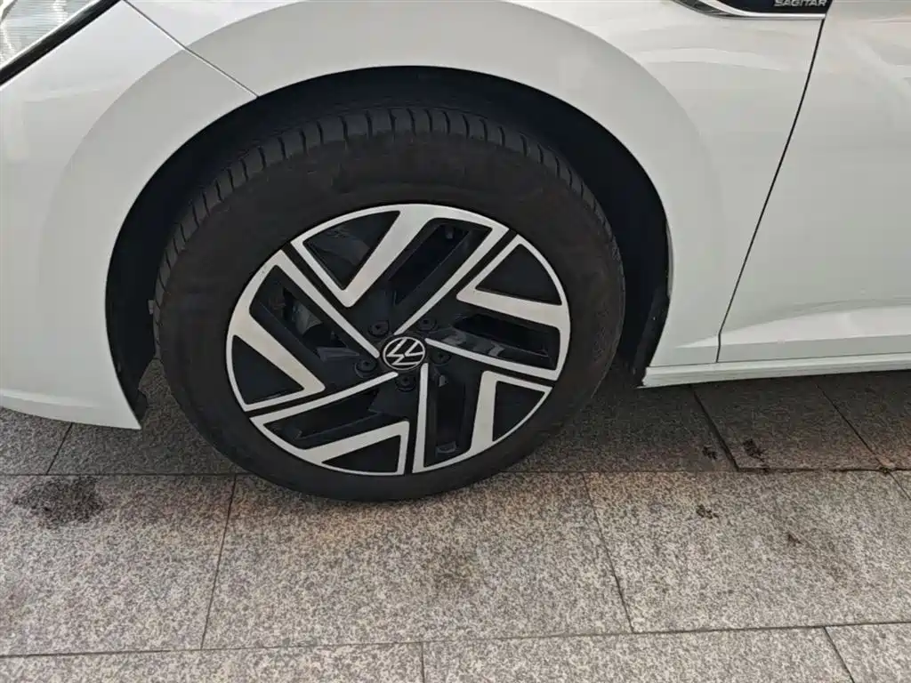 Volkswagen Sagitar 2023 Model Year 200TSI DSG Surpass Edition фото 22