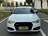 Фото 2 - Audi A4L