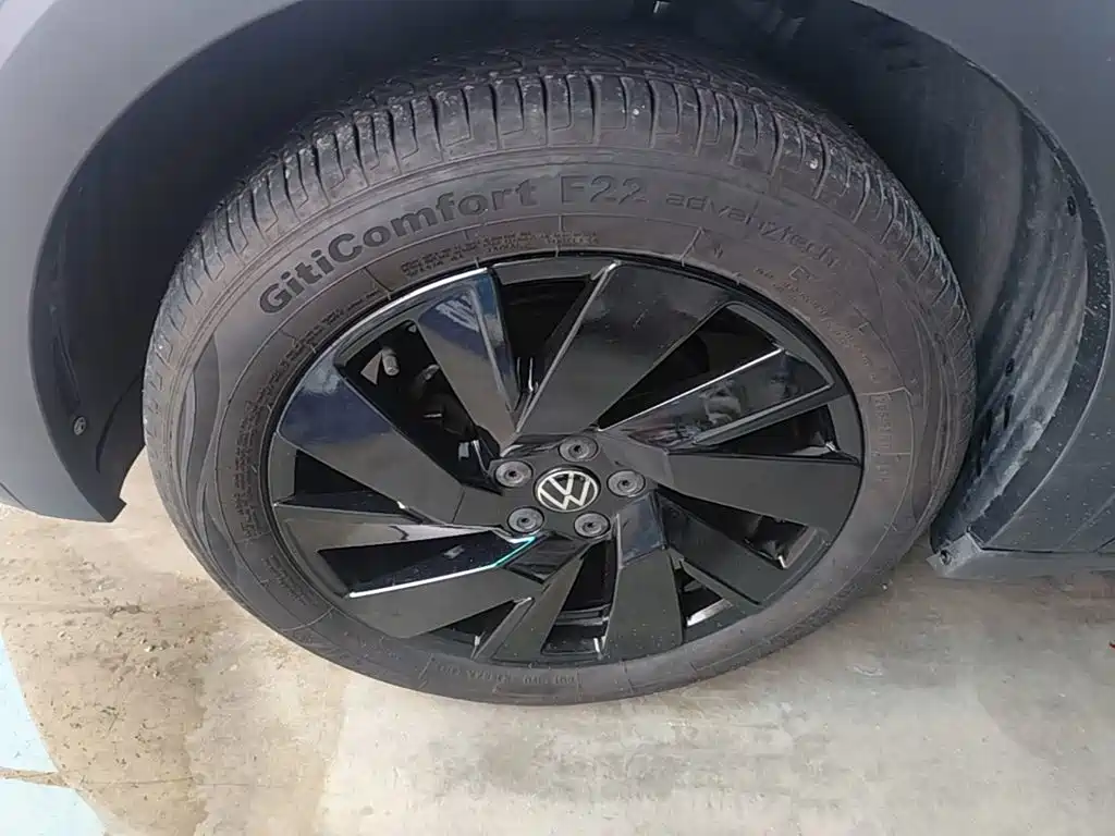 Photo 23 - Volkswagen Tharu