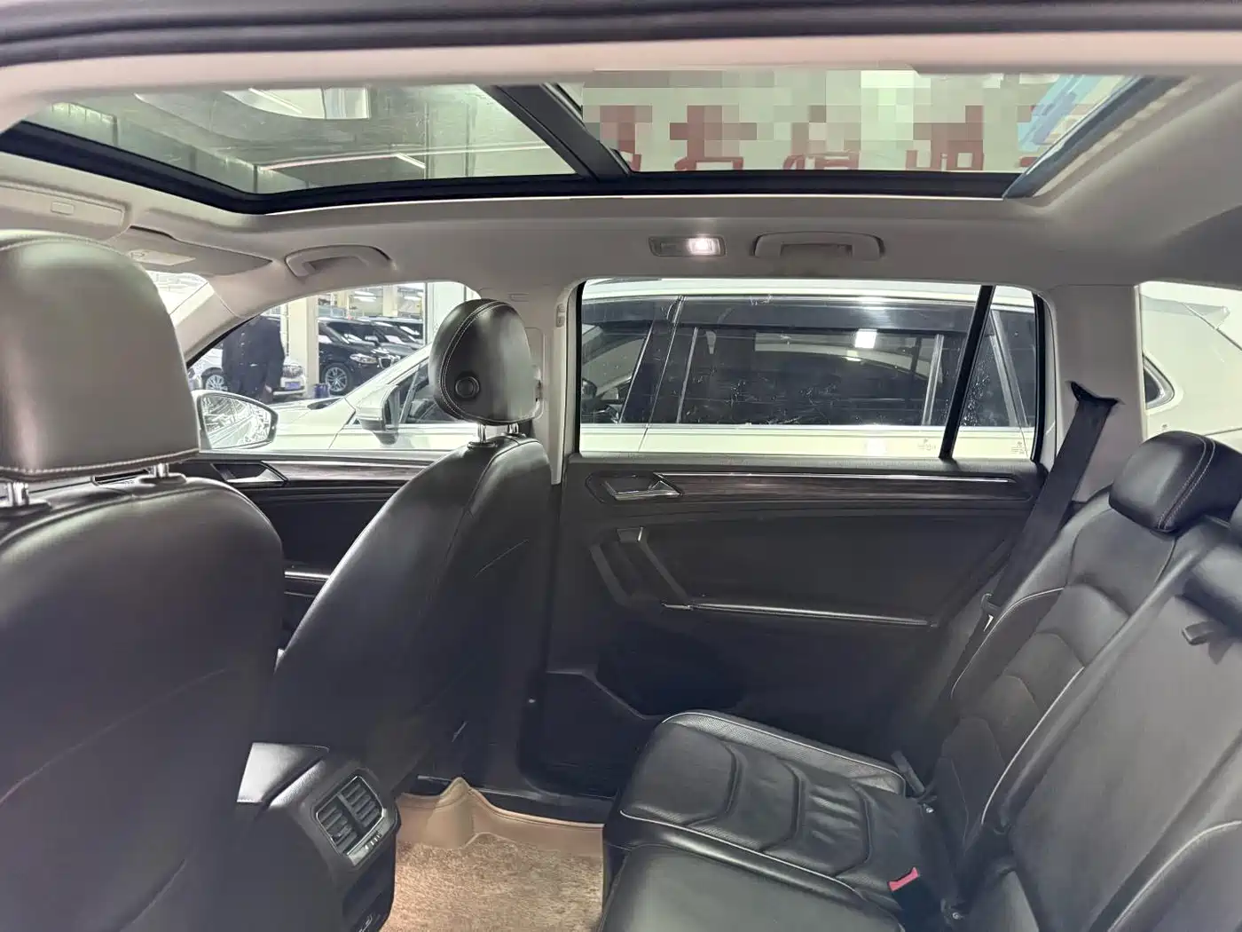 Volkswagen Tiguan L 2017 380TSI Automatic 4WD Flagship Edition фото 11