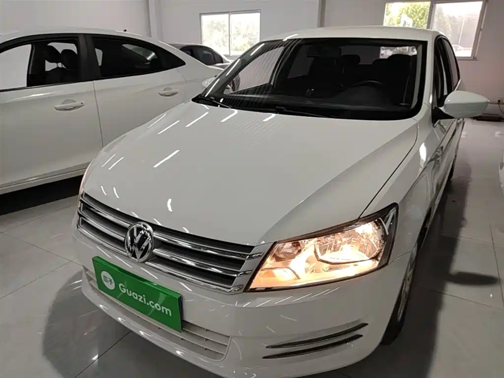 Volkswagen Santana 2015 1.6L Automatic Trend Edition фото 2