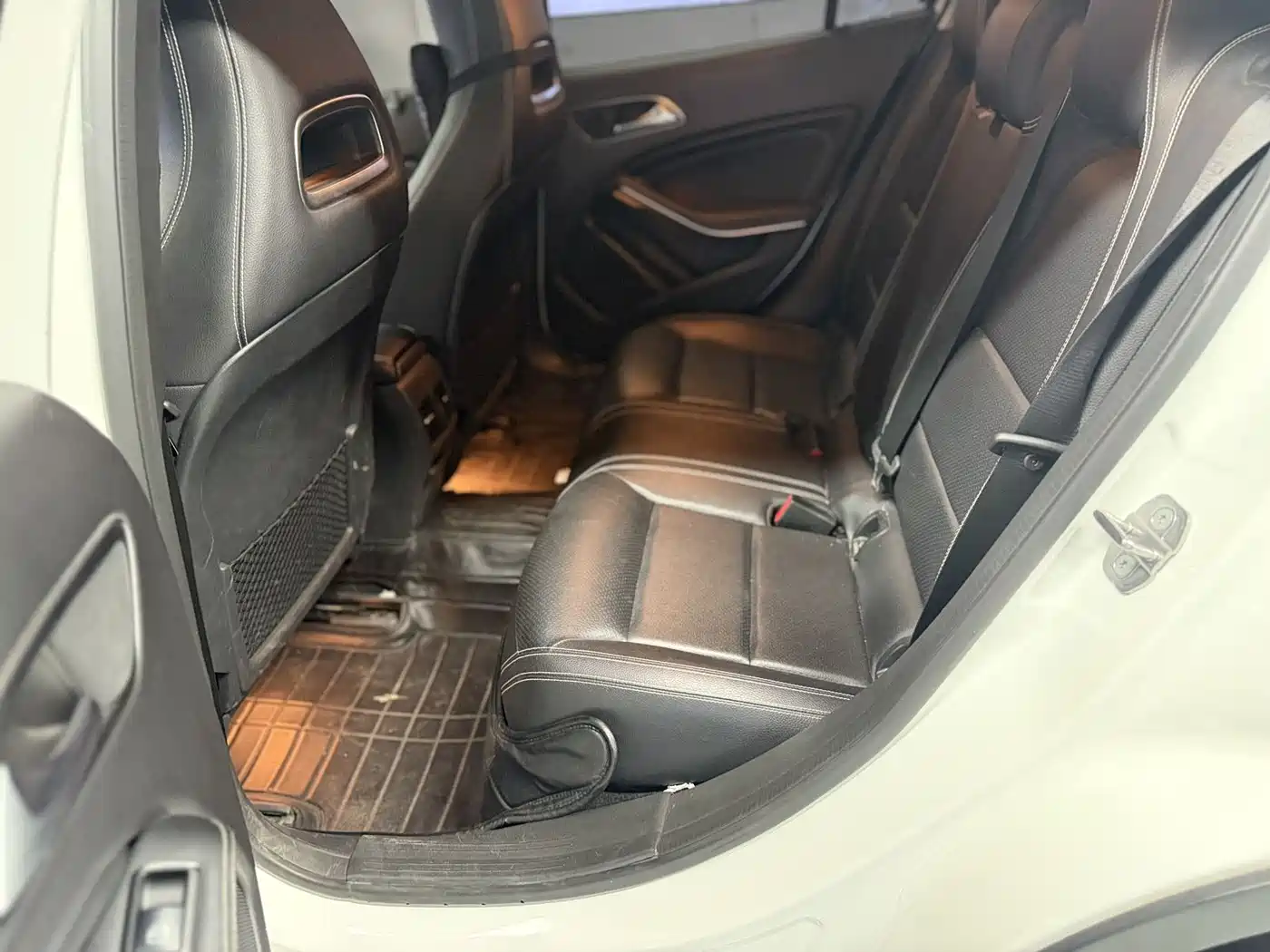 Mercedes-Benz GLA 2019 GLA 200 Dynamic фото 11