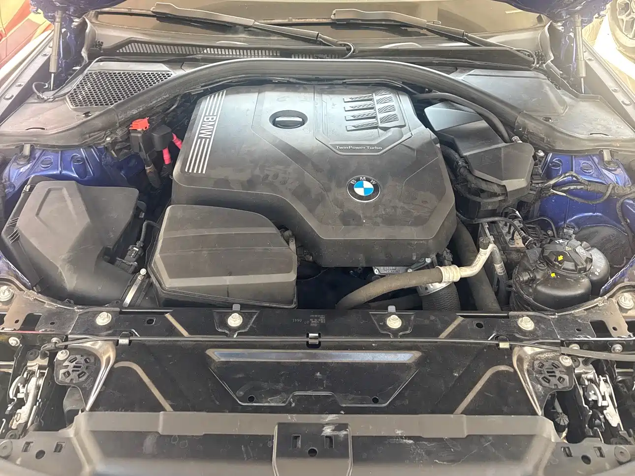 BMW 3 Series 2021 325i M Sport Night Edition фото 10