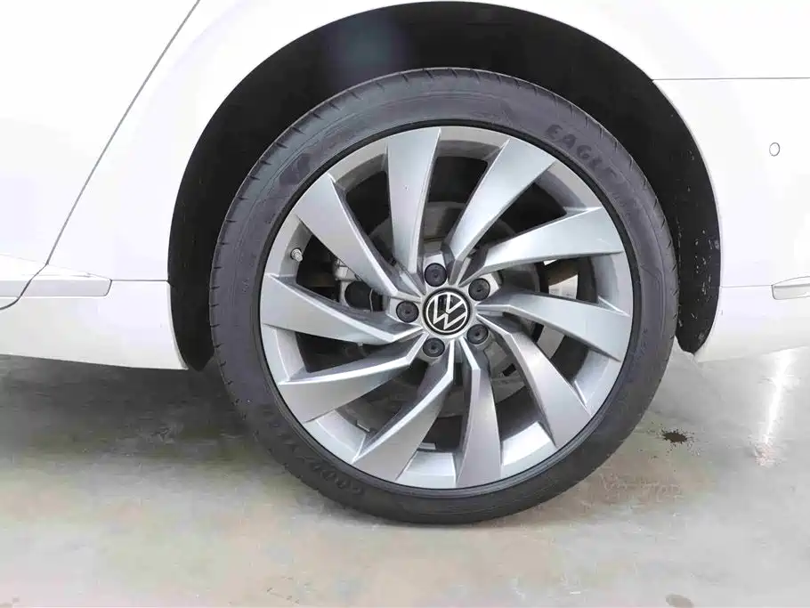 Volkswagen FAW-Volkswagen CC 2021 380TSI Eye-catching Edition фото 38