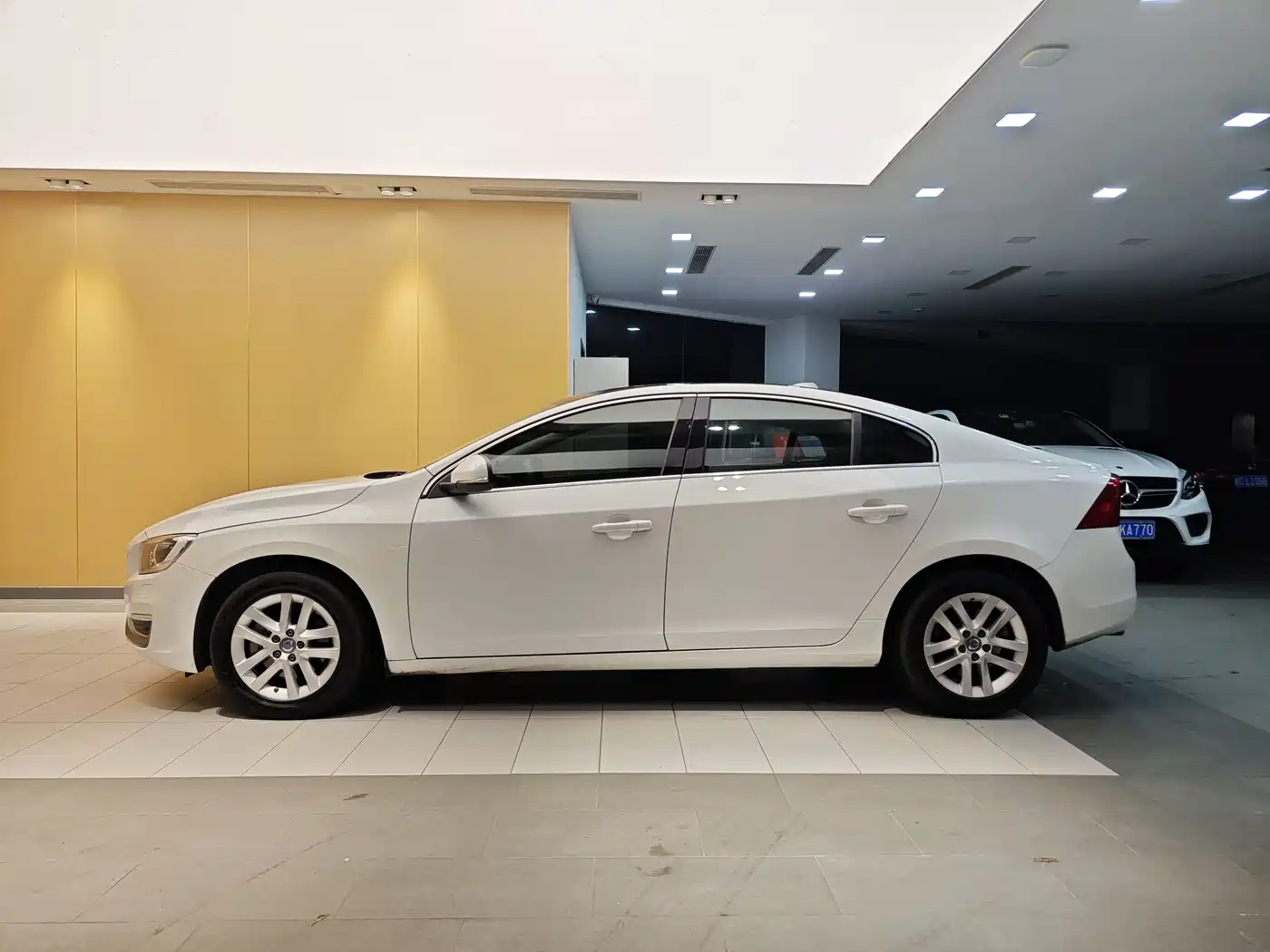 Фото 6 - Volvo S60