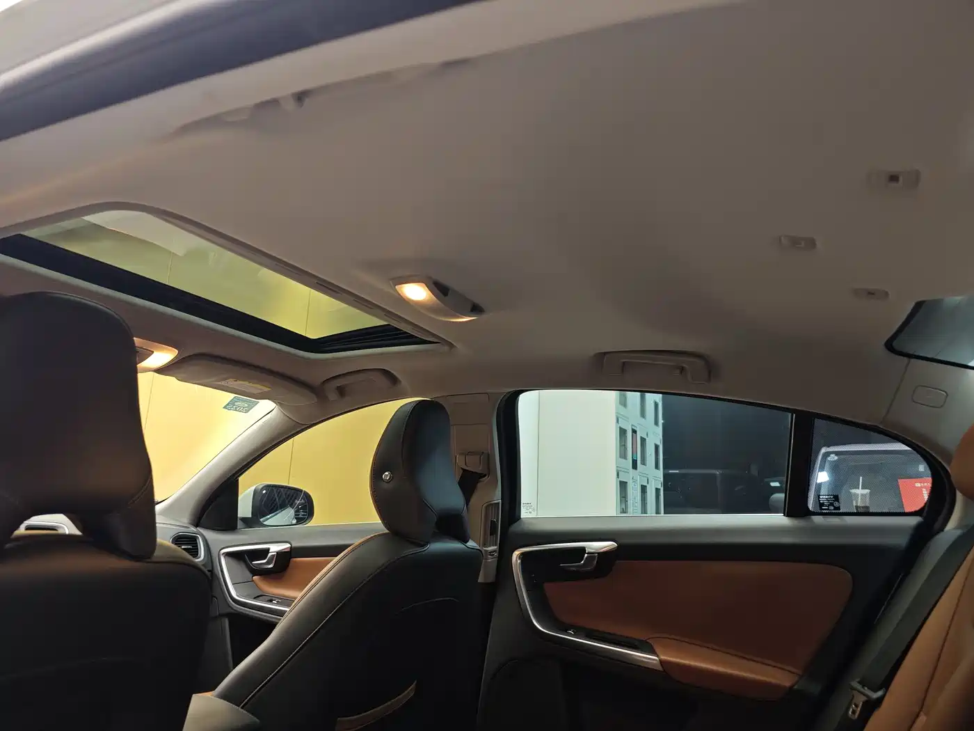 Фото 23 - Volvo S60