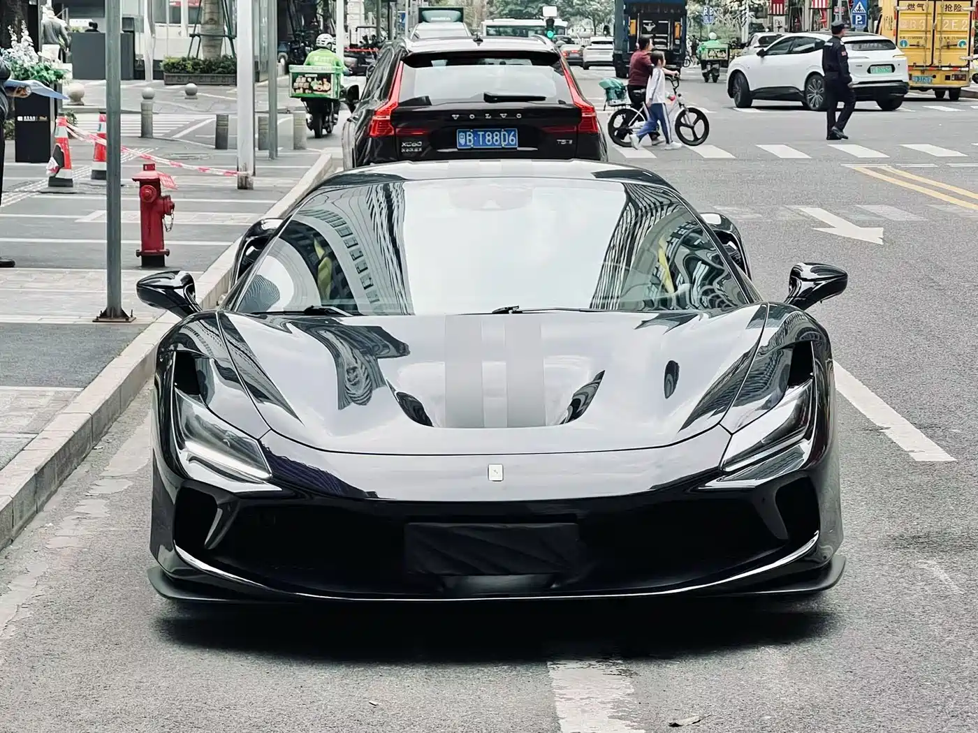 Ferrari F8