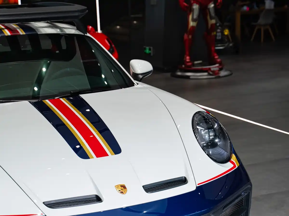Porsche 911 2023 Dakar 3.0T фото 4