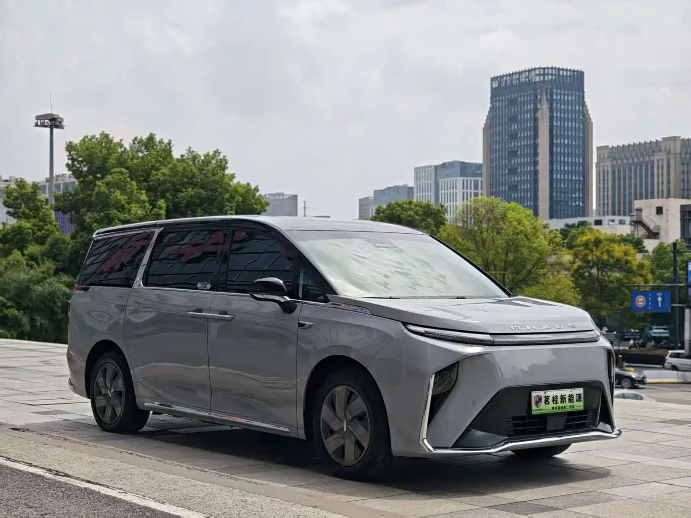 SAIC Maxus Dajia 9 2022 2022 Long Range Alpine Flagship