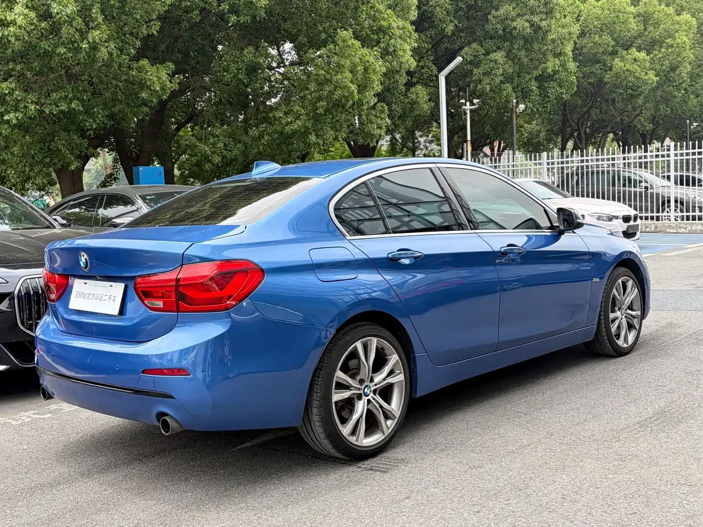 BMW 1 Series 2017 120i Design Package фото 15
