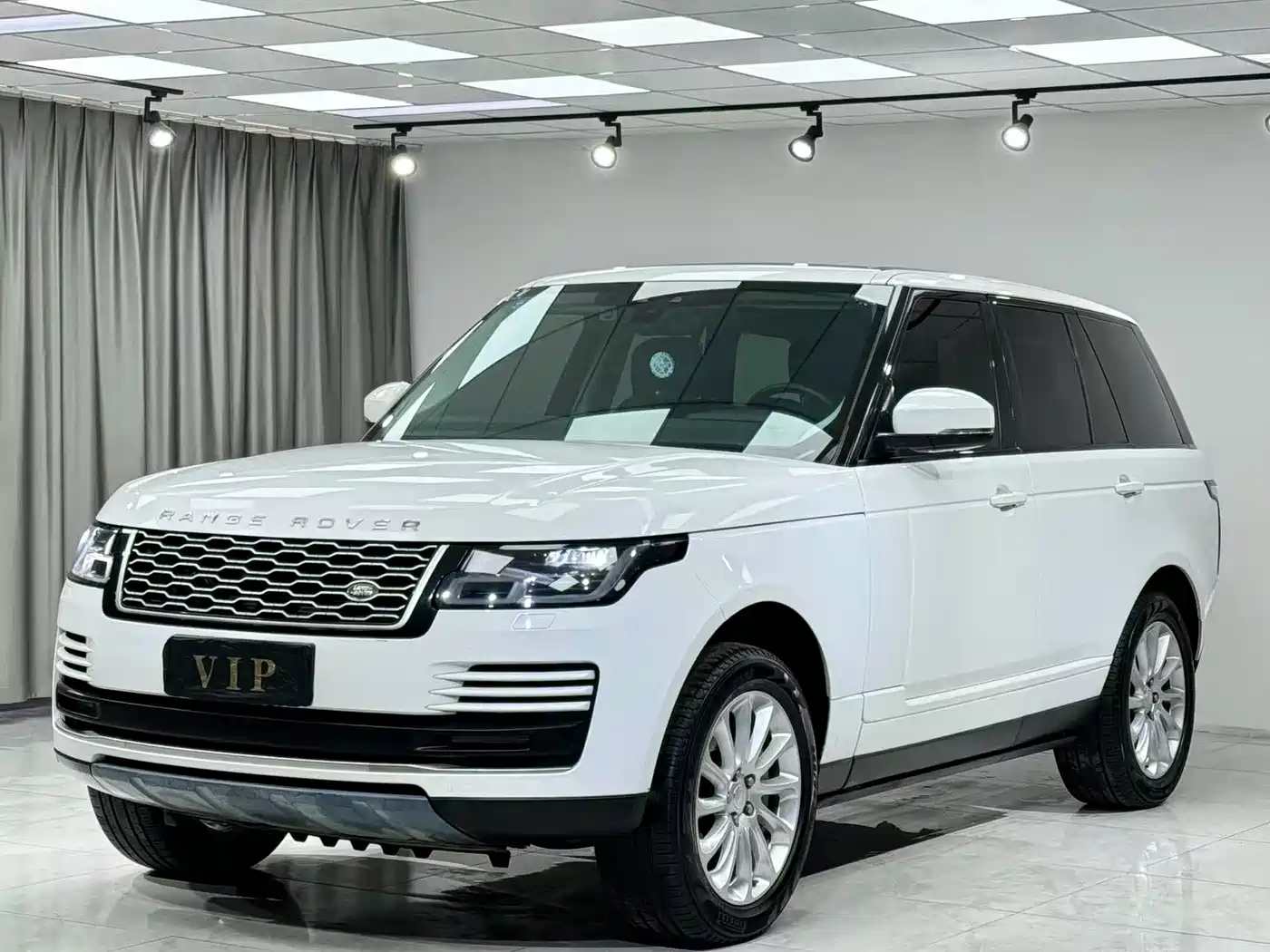 Land Rover Range Rover 2018 3.0 SC V6 Vogue Heritage Edition