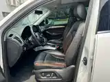 Photo 7 - Audi Q5