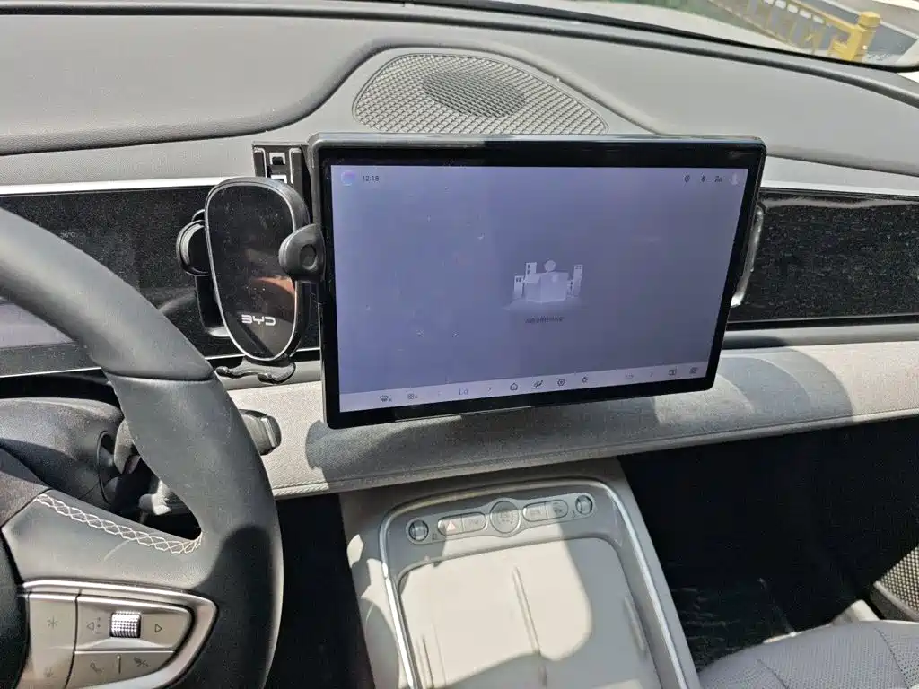 BYD Hai Shi 05 EV 2025 2025 520KM Smart Navigation Edition