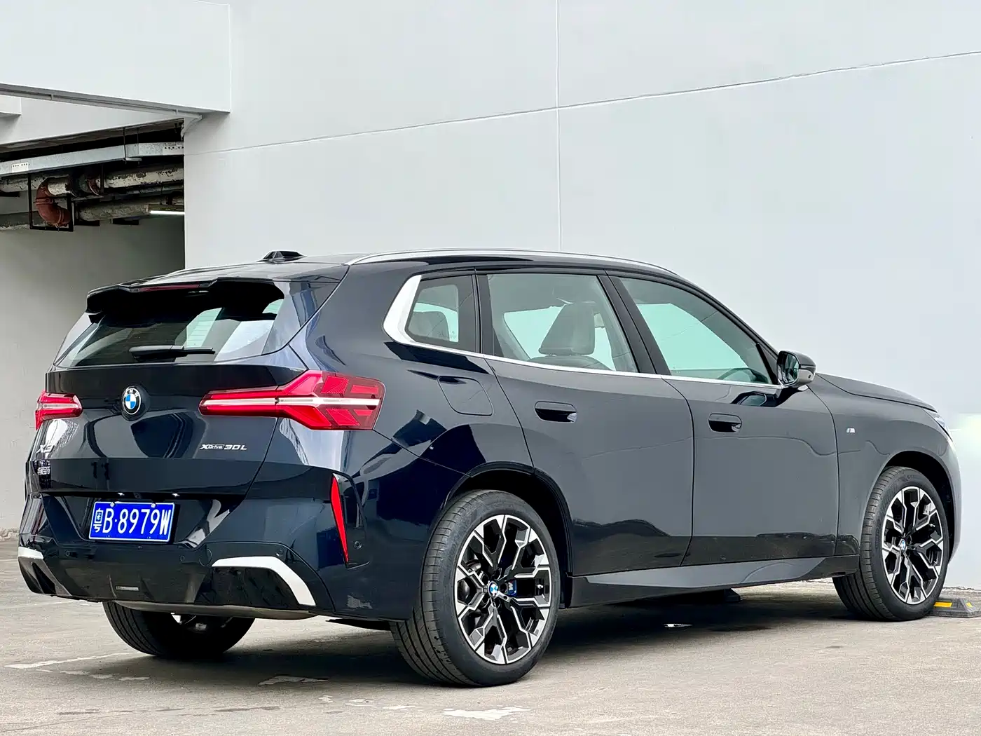 BMW X3 2025 xDrive30L Premium M Sport Package фото 16