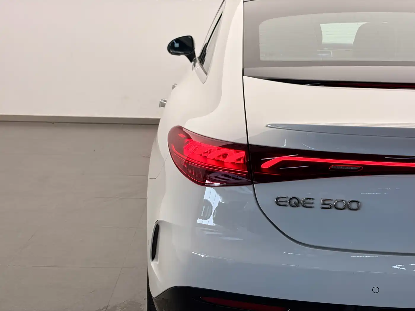 Mercedes-Benz EQE 2025 2025 Model 500 4MATIC Luxury Edition