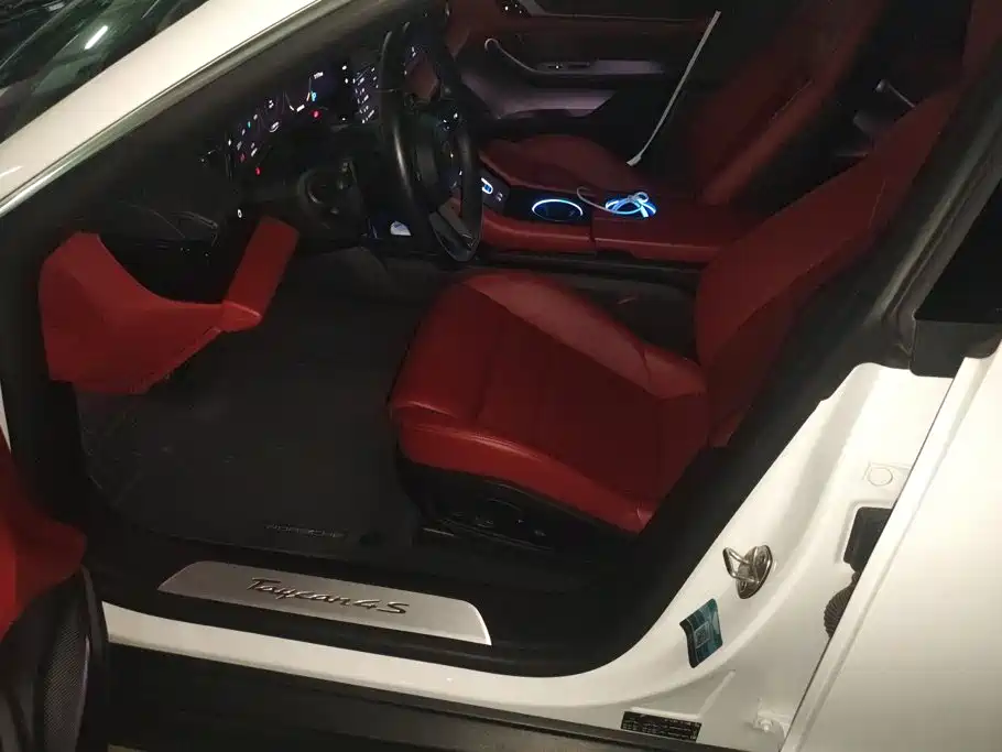 Porsche Taycan 2020 2019 Taycan 4S
