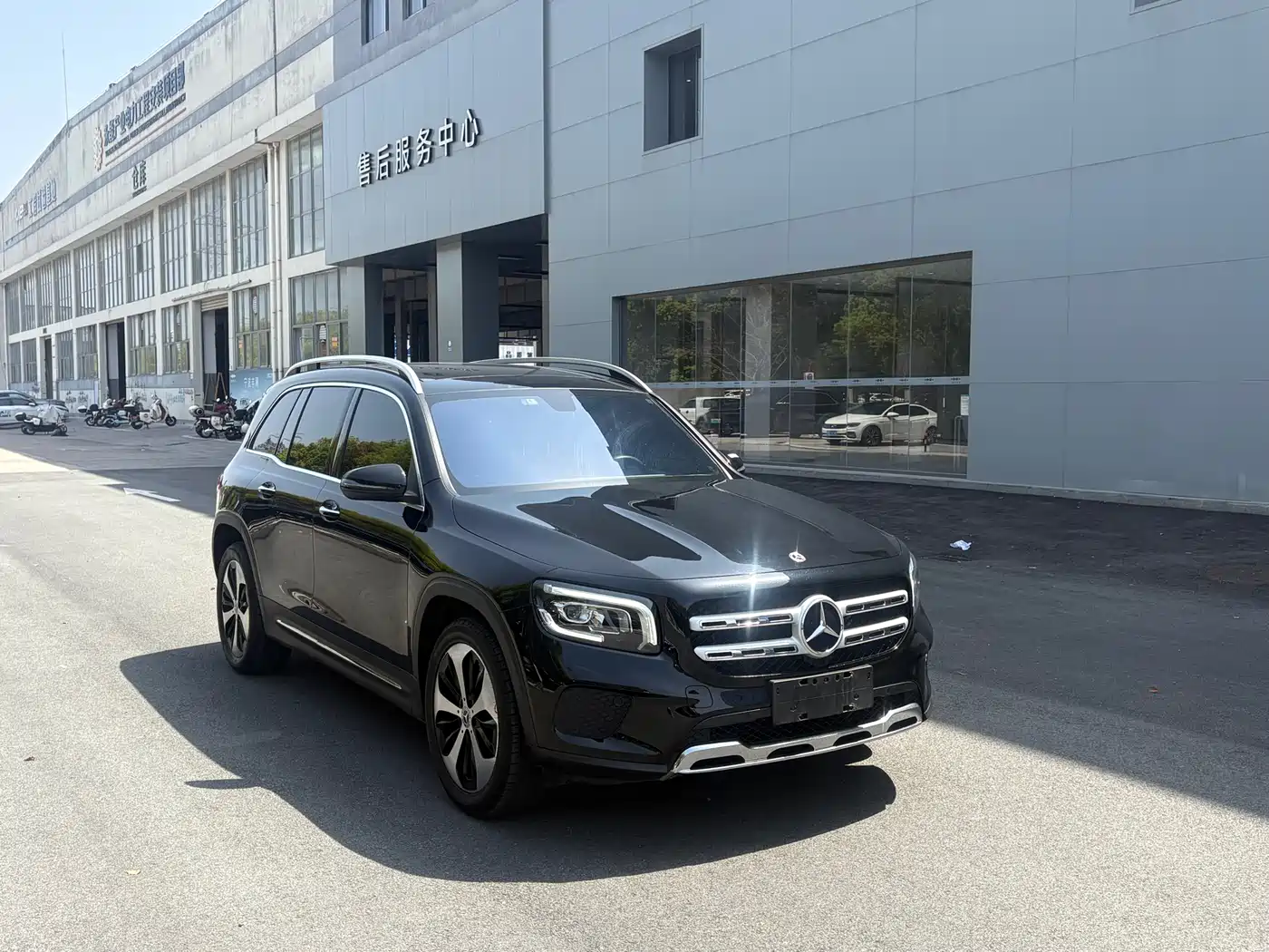 Mercedes-Benz GLB 2022 Model GLB 200 Fashion Edition фото 3