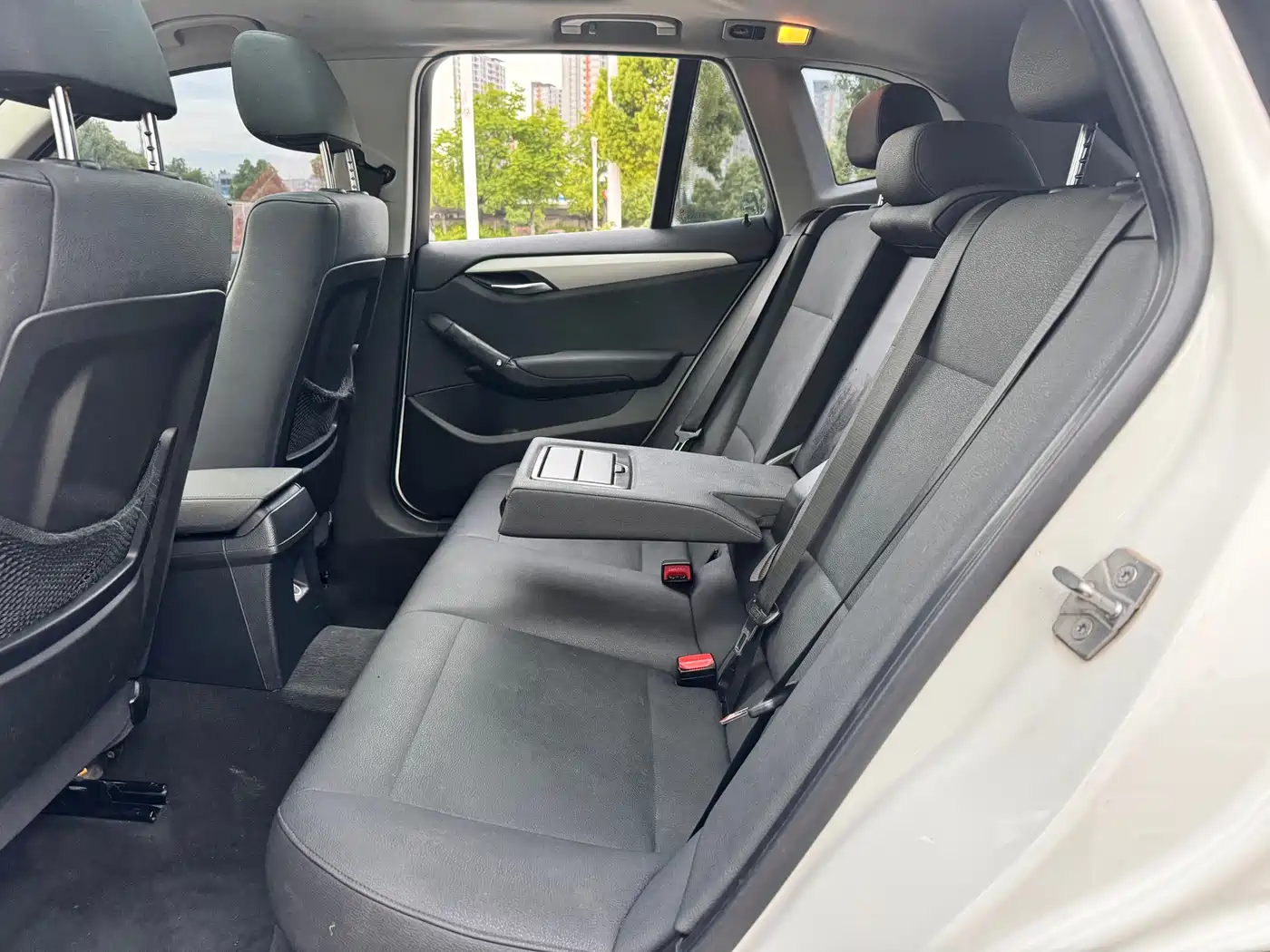BMW X1 (Import) 2012 sDrive18i Luxury фото 26