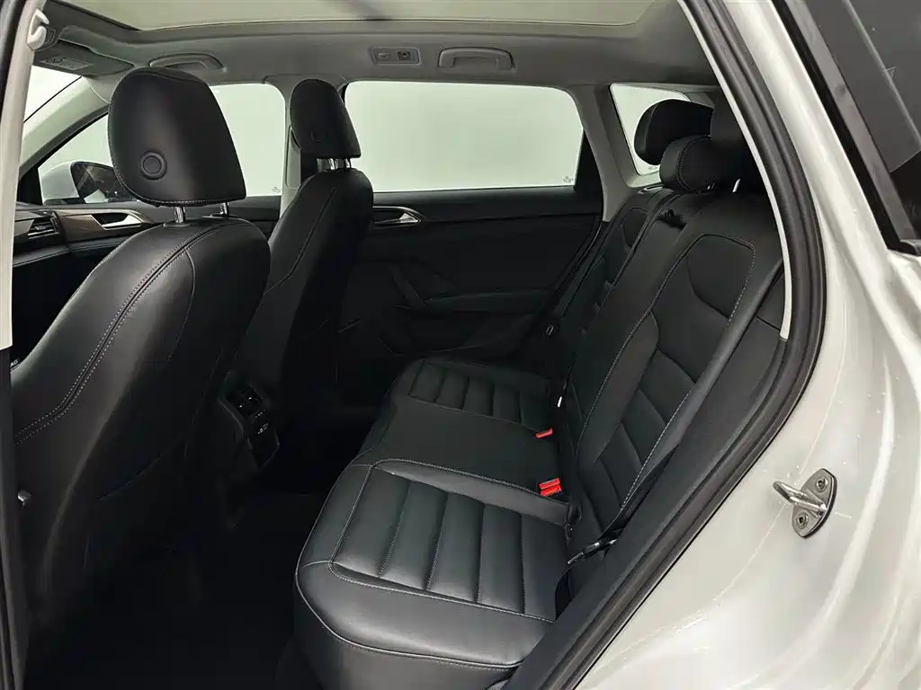 Volkswagen Tharu 2022 280TSI 2WD Comfort фото 22