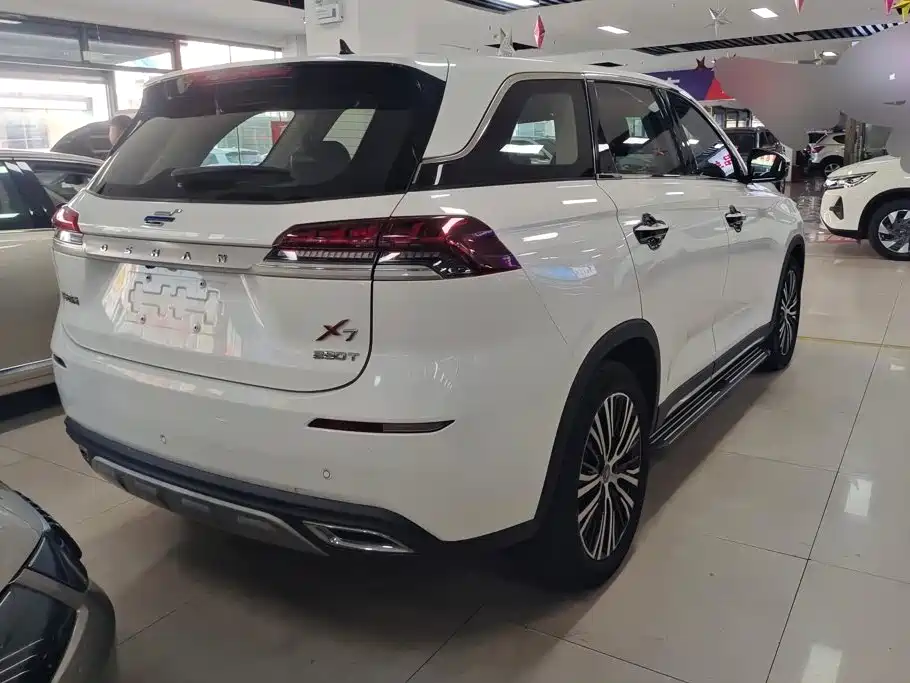 Changan Oshan X7 2021 2021 1.5T Automatic Luxury