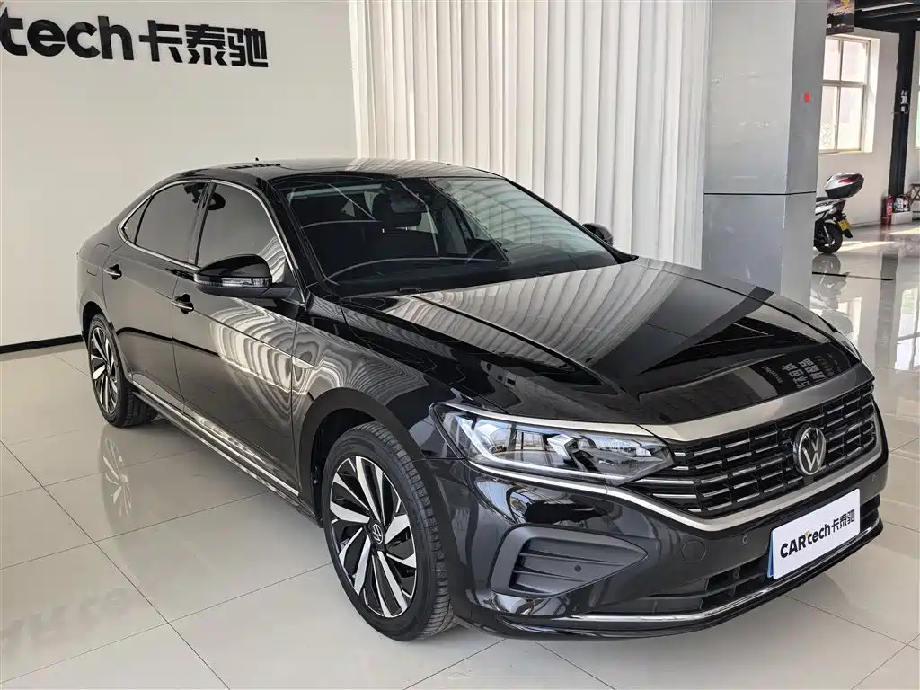 Volkswagen Passat 2024 380TSI Elite Edition фото 3