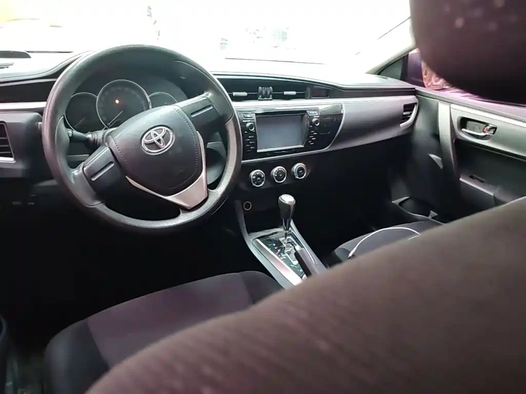 Toyota Levin 2014 1.6G CVT Elite Edition фото 10