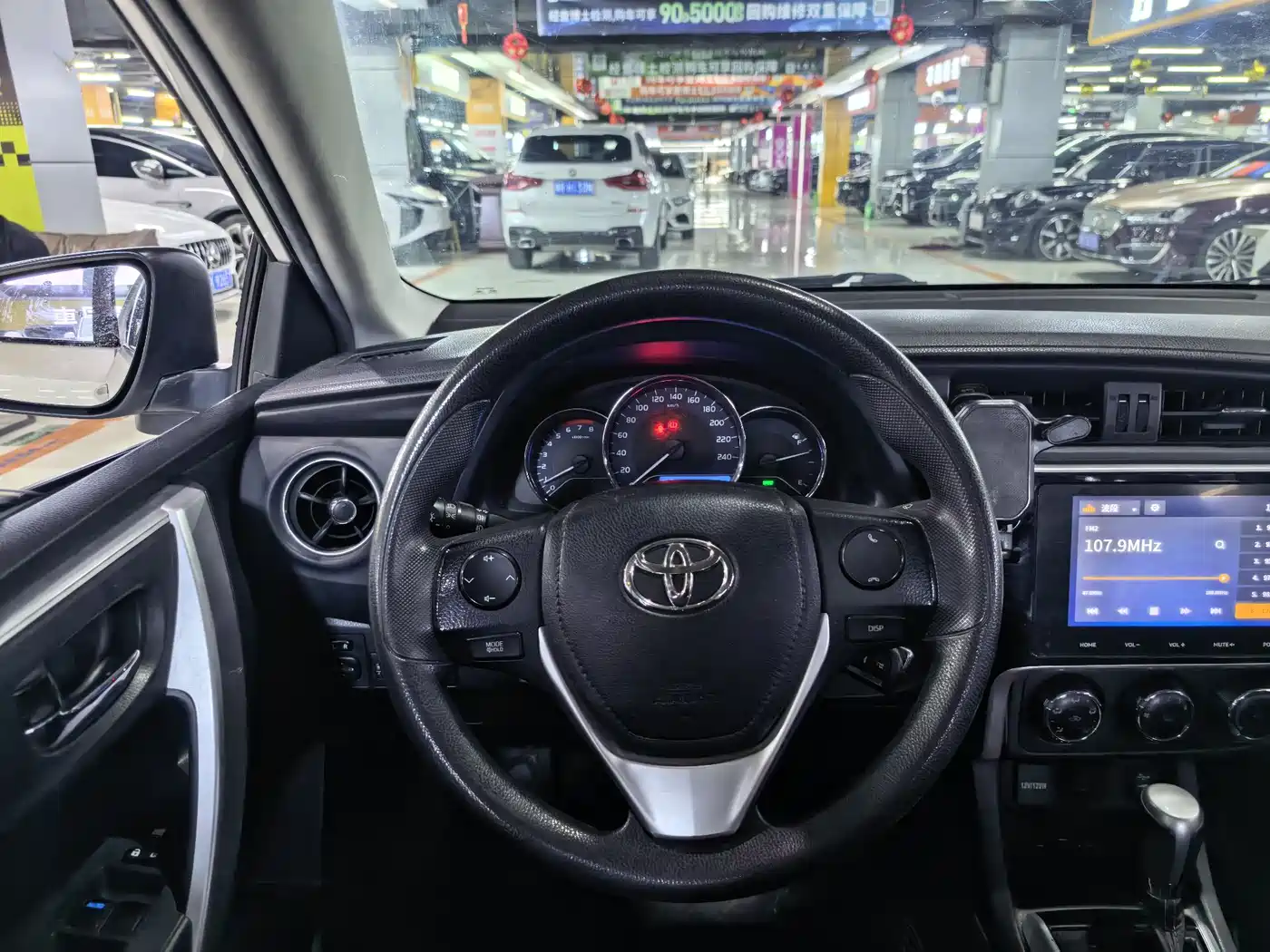 Toyota Levin 2017 Facelift 185T CVT Elite (China V) фото 7