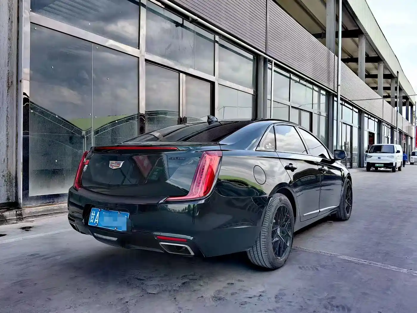 Cadillac XTS 2018 28T Technology фото 6