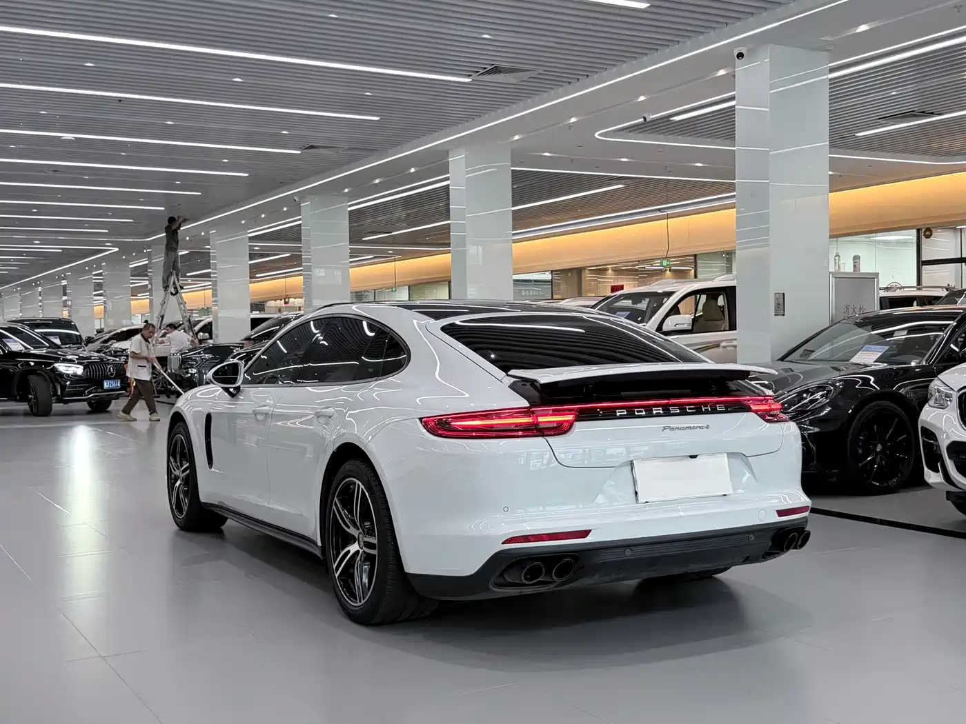 Porsche Panamera 2019 Panamera 2.9T фото 14