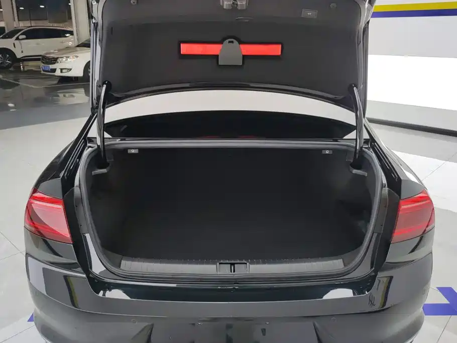 2024 Volkswagen Magotan GTE Plug-in Hybrid