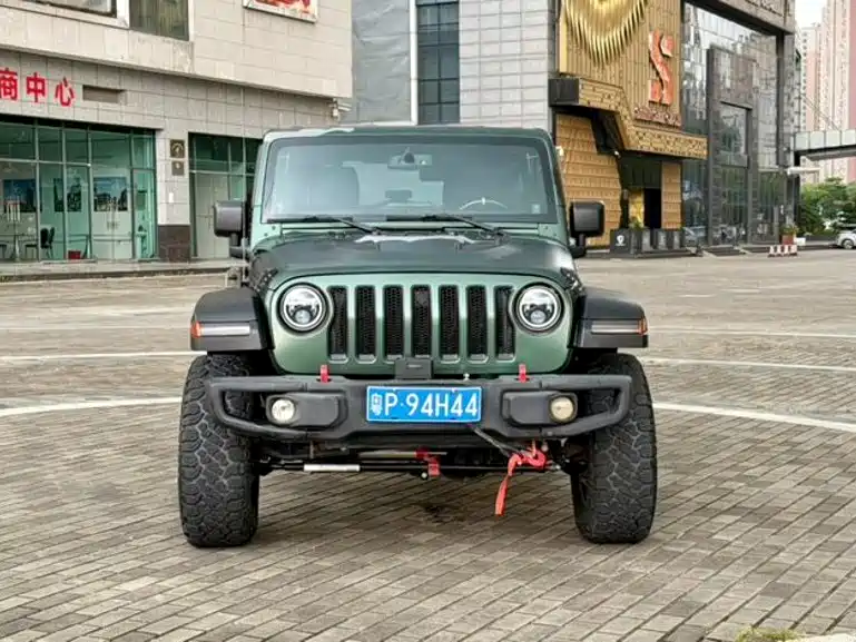 صورة 2 - Jeep Wrangler