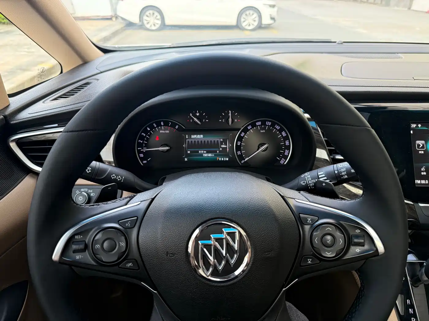 Buick GL8 2017 ES 28T Luxury China V фото 21