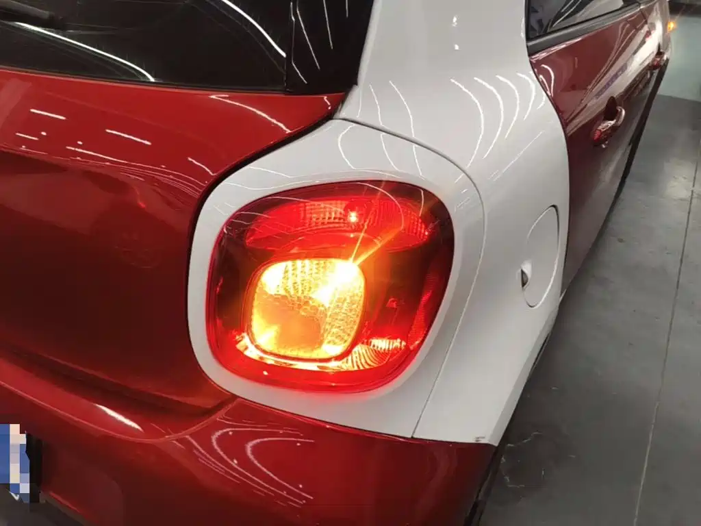 smart forfour 2018 2018 1.0L 52kW Passion Edition
