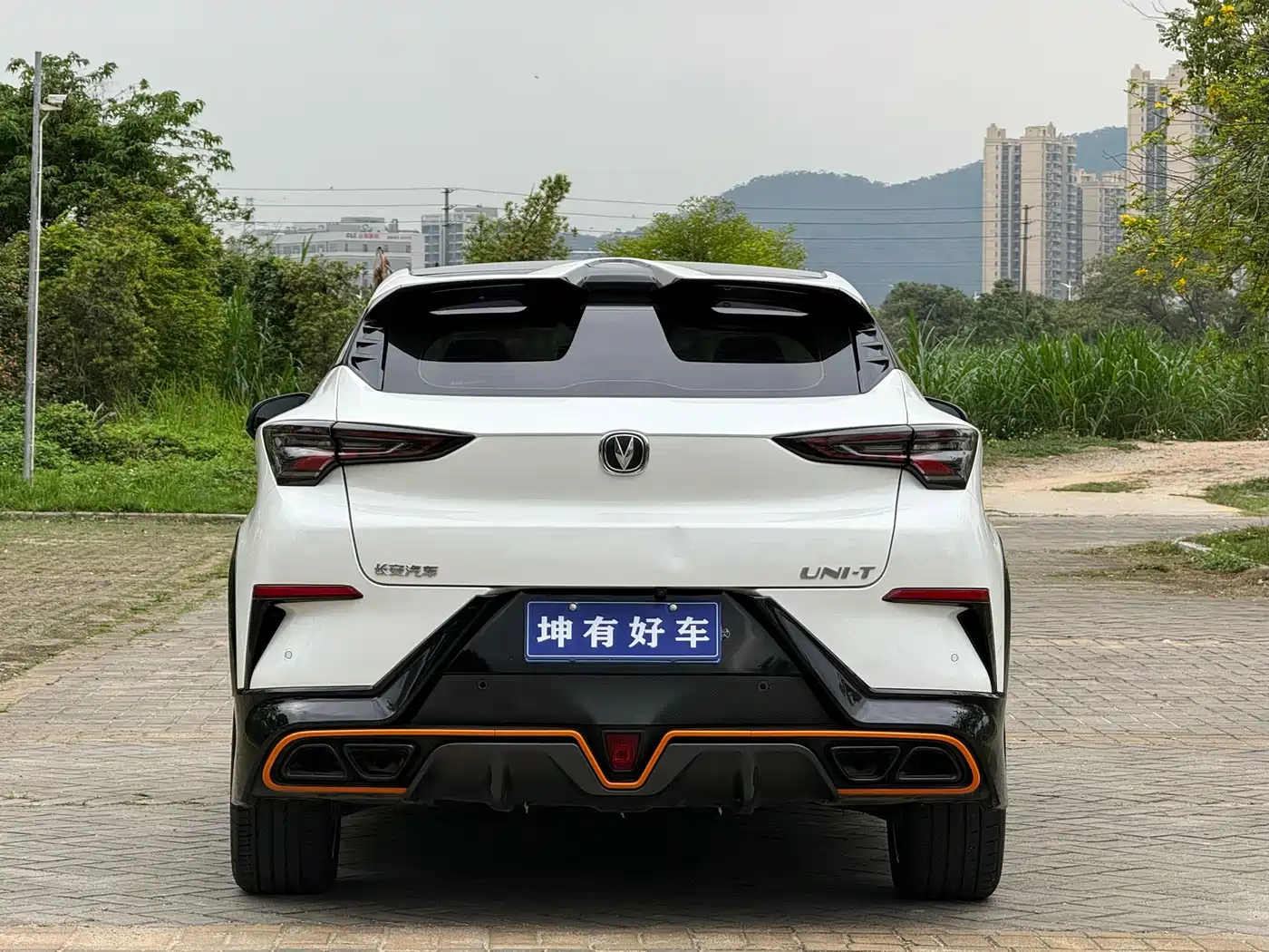 CHANGAN UNI T