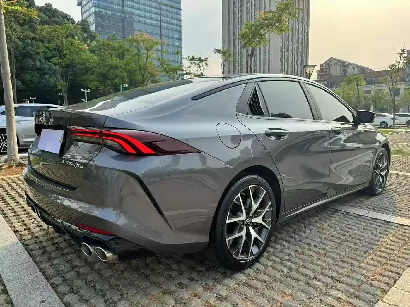 GAC Trumpchi Trumpchi Emkoo 2021 270T DCT J15 Edition фото 7