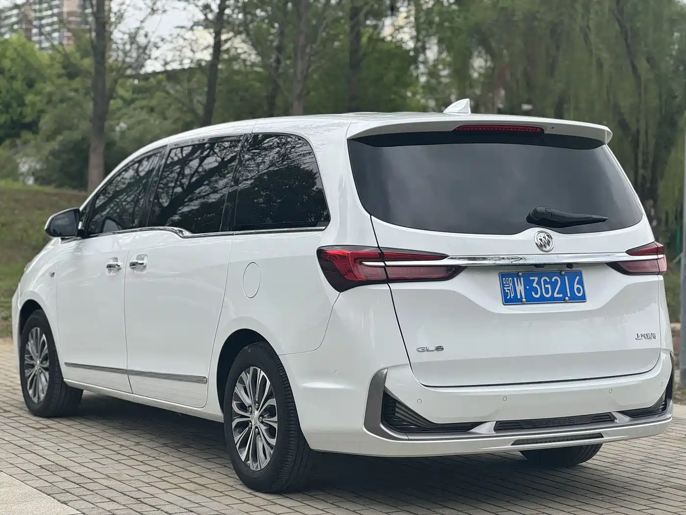 BUICK GL8