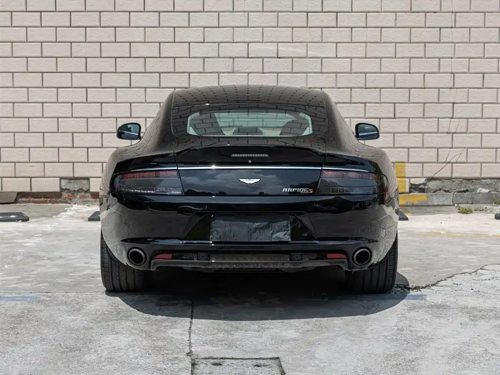 Aston Martin Rapide 2017 6.0L S фото 5