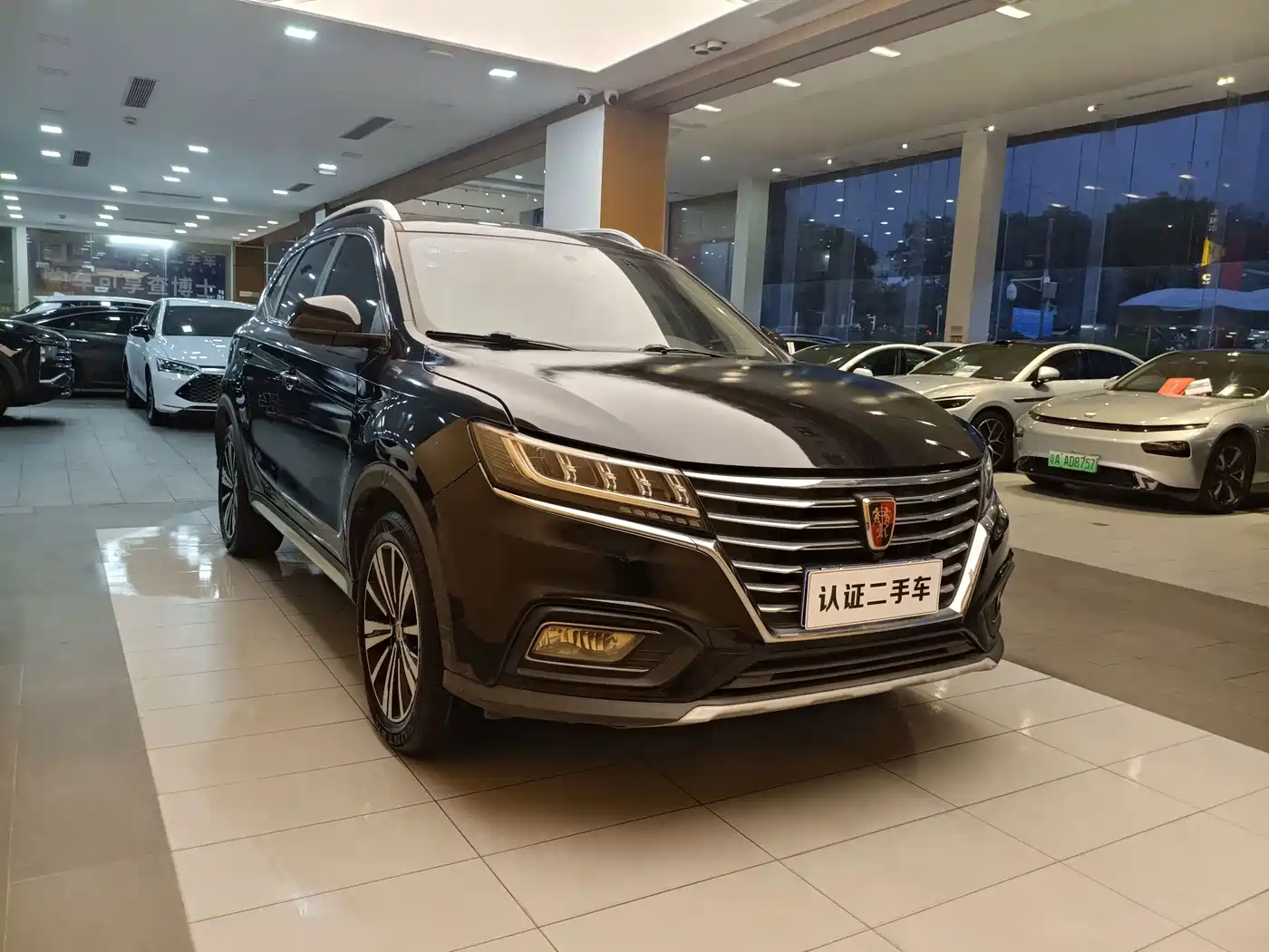 Фото 4 - Roewe RX5