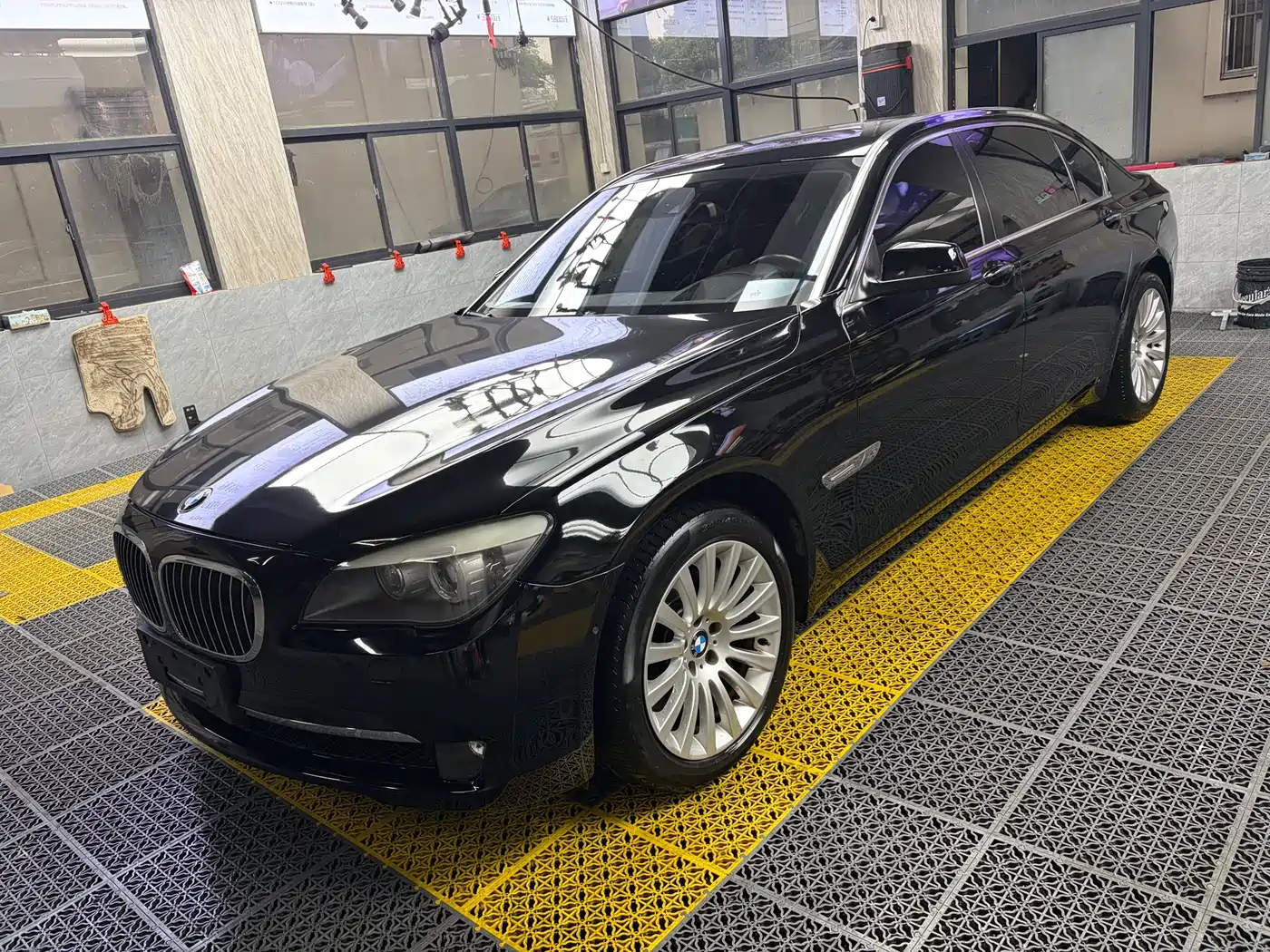 BMW 7 Series 2010 760Li