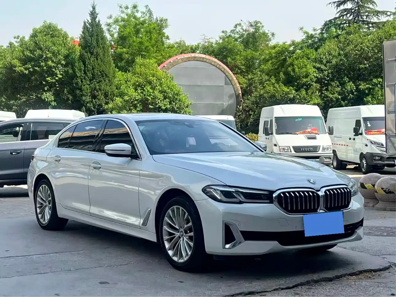 BMW 5 Series 2022 525Li Luxury Package фото 3