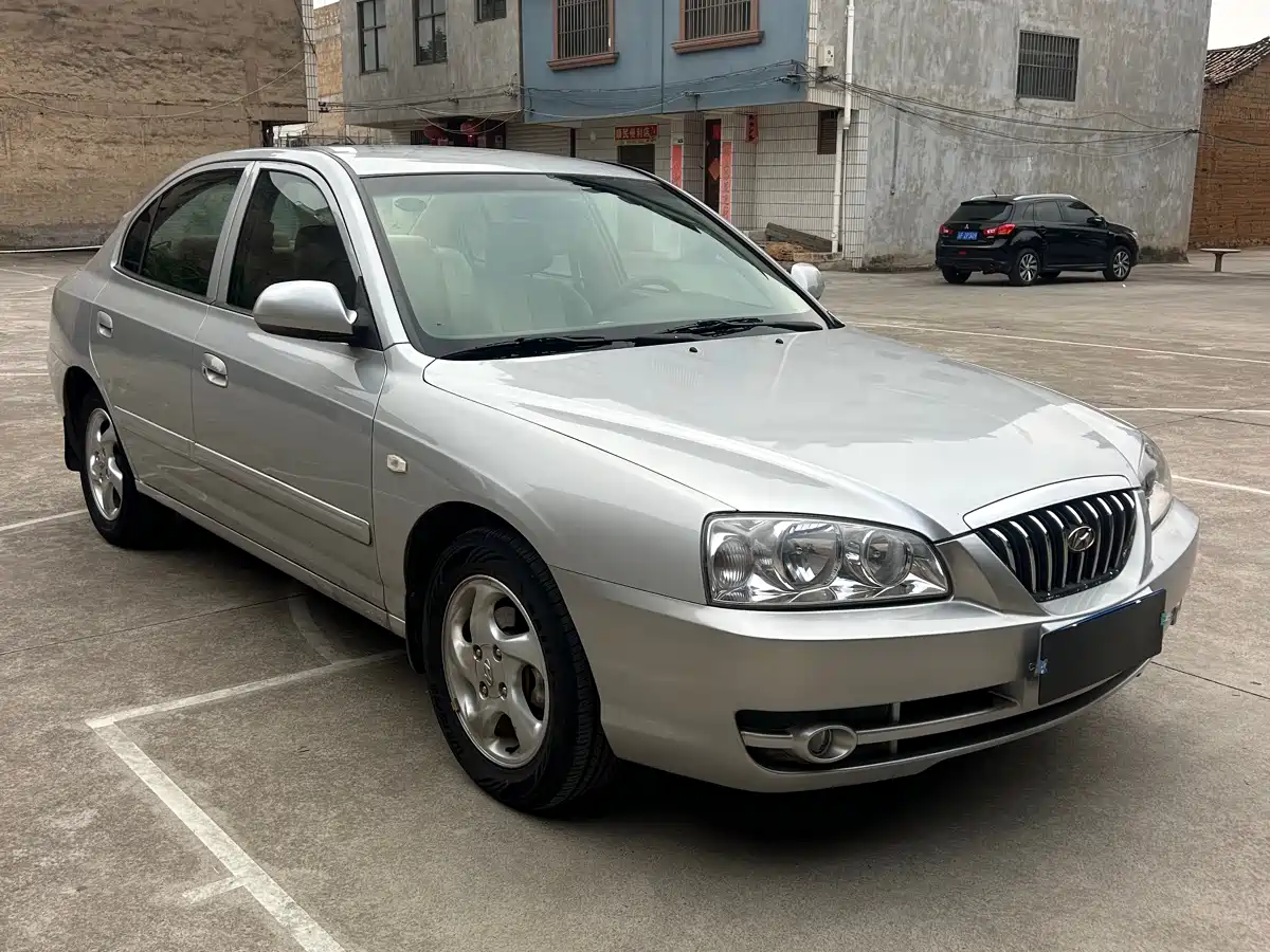 Hyundai Elantra 2007 1.6L Manual Comfort фото 2