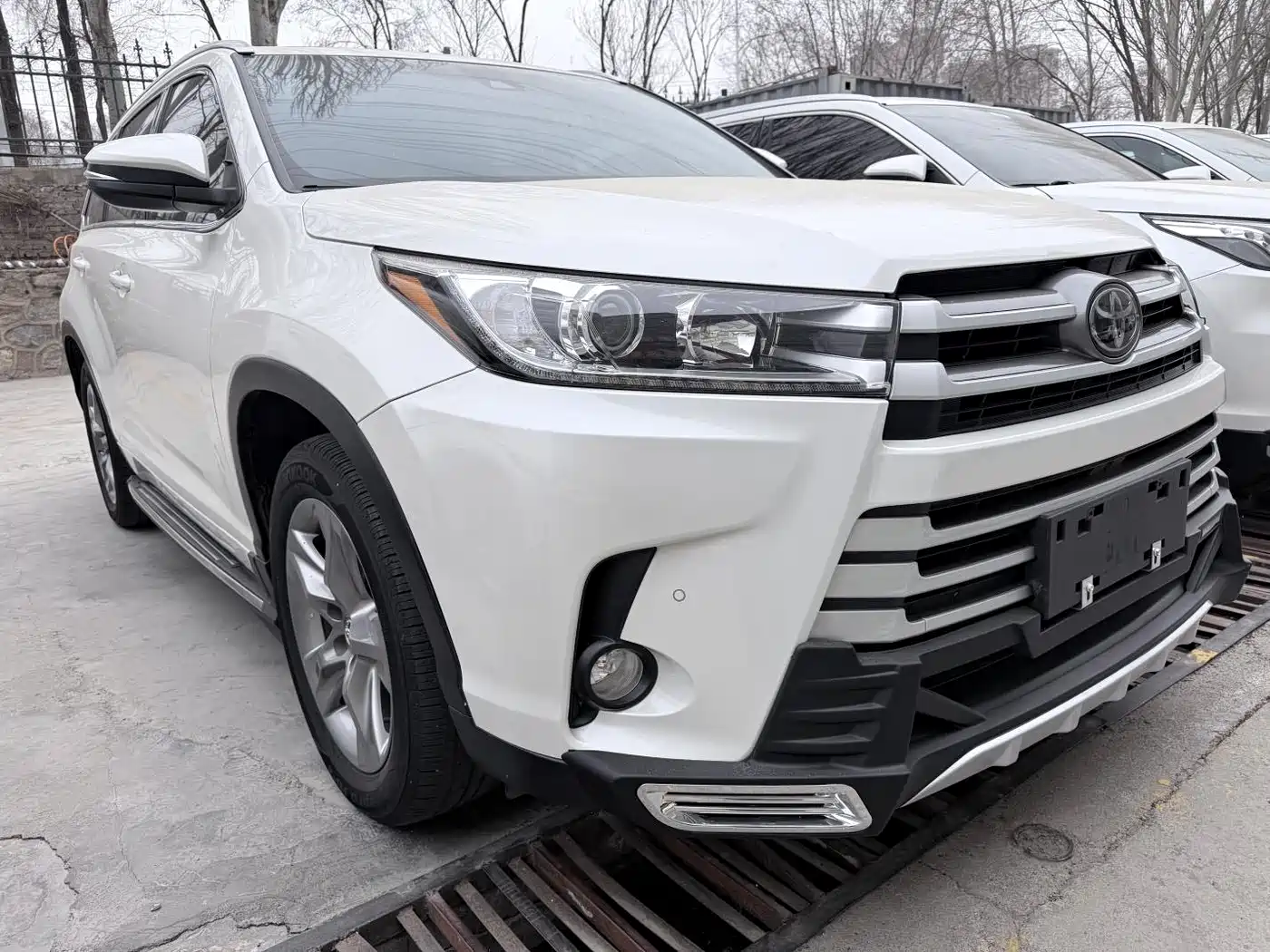 Toyota Highlander 2018 2.0T 4WD Luxury 7-seater China VI фото 3