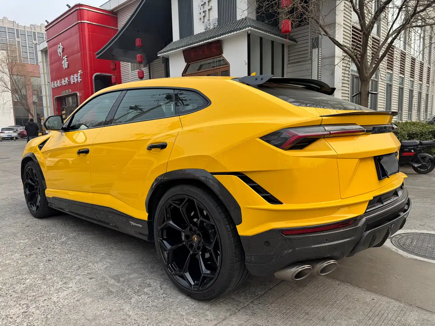 Lamborghini Urus 2022 4.0T V8 Performante фото 7