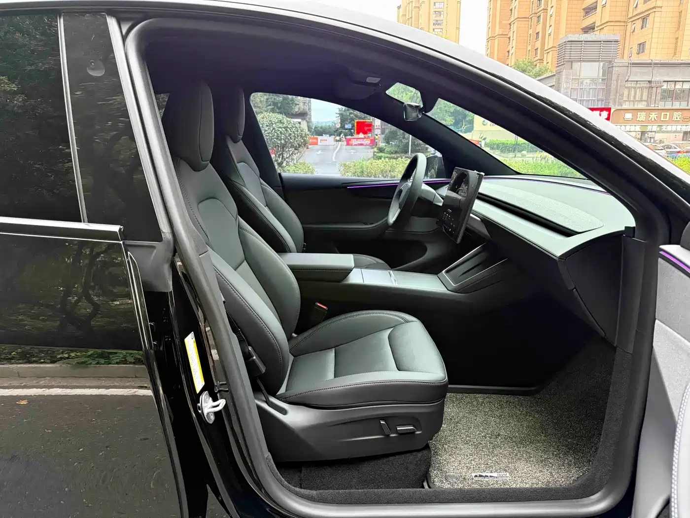 Tesla Model Y 2026 2026 Rear-Wheel Drive